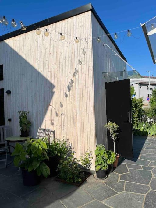 Mini House Villa Gribbylund Buitenkant foto